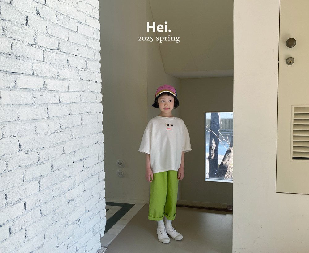 Hei. カッコTシャツ☆即納☆---hi917