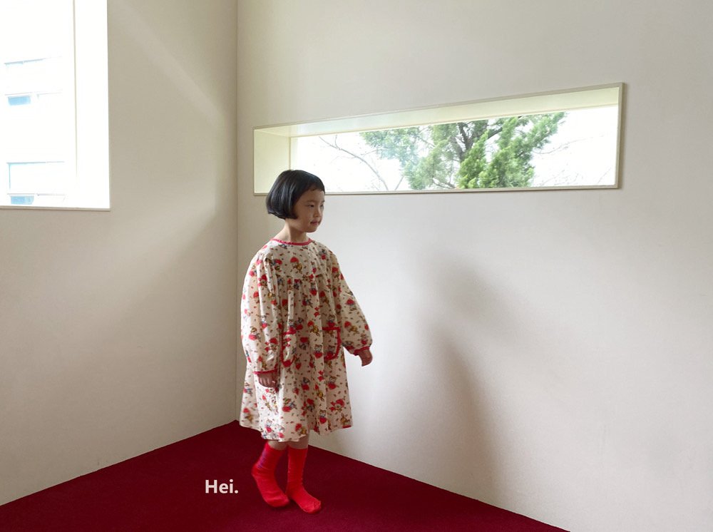 Hei.ネコワンピース☆即納☆---hi608